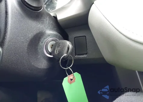 2016 Toyota Rav4 Xle из США, поврежденный, VIN 2T3WFREV7GW291667